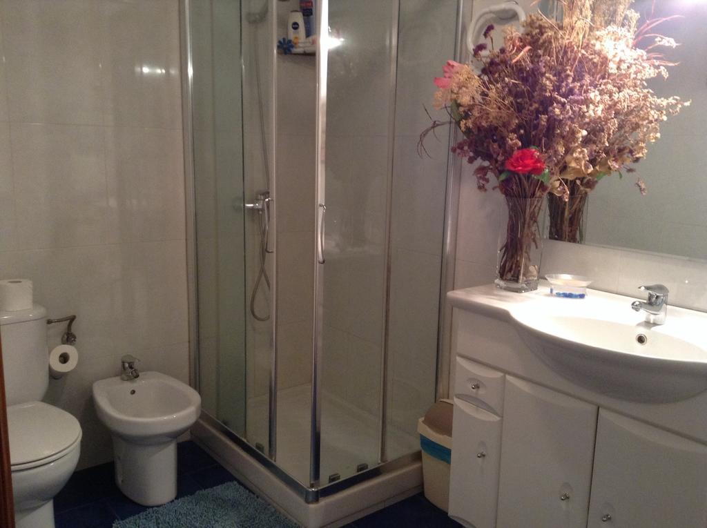 Ira Guest house *